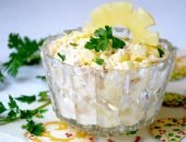 Восхитительный салат из курицы с ананасами - классика с ноткой экзотики