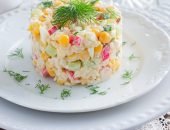 Салат с крабовыми палочками