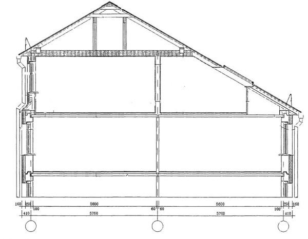 Чертёж асимметричной крыши здания