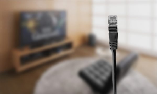 Проводное подключение через кабель HDMI